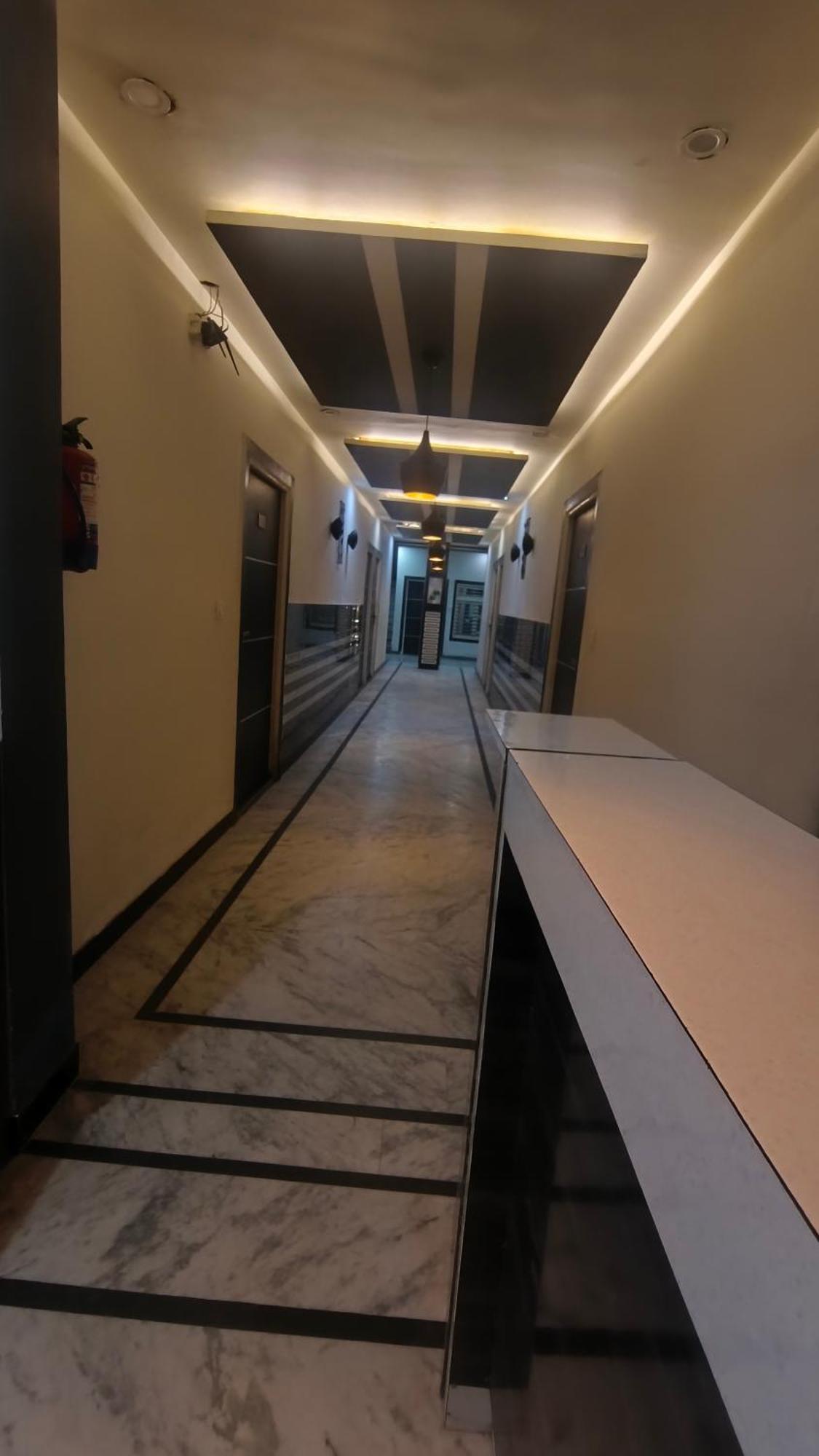 Townhouse 03 Hotel Агра Экстерьер фото